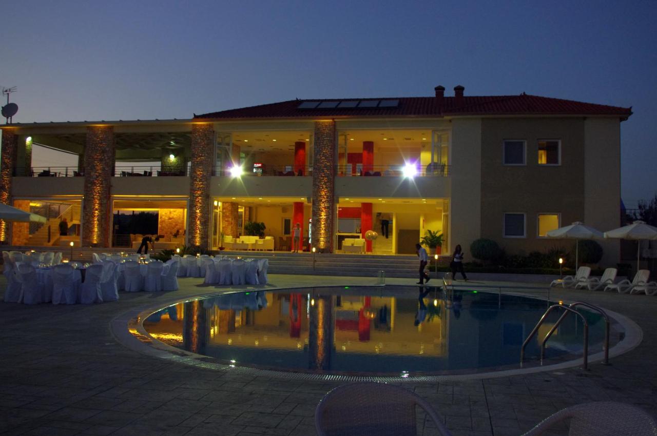 Antonios Village Hotel & Apartments Arkúdi Kültér fotó